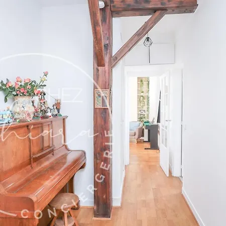 Bail Mobilite-apartment Near Pantheon-paris Apartment